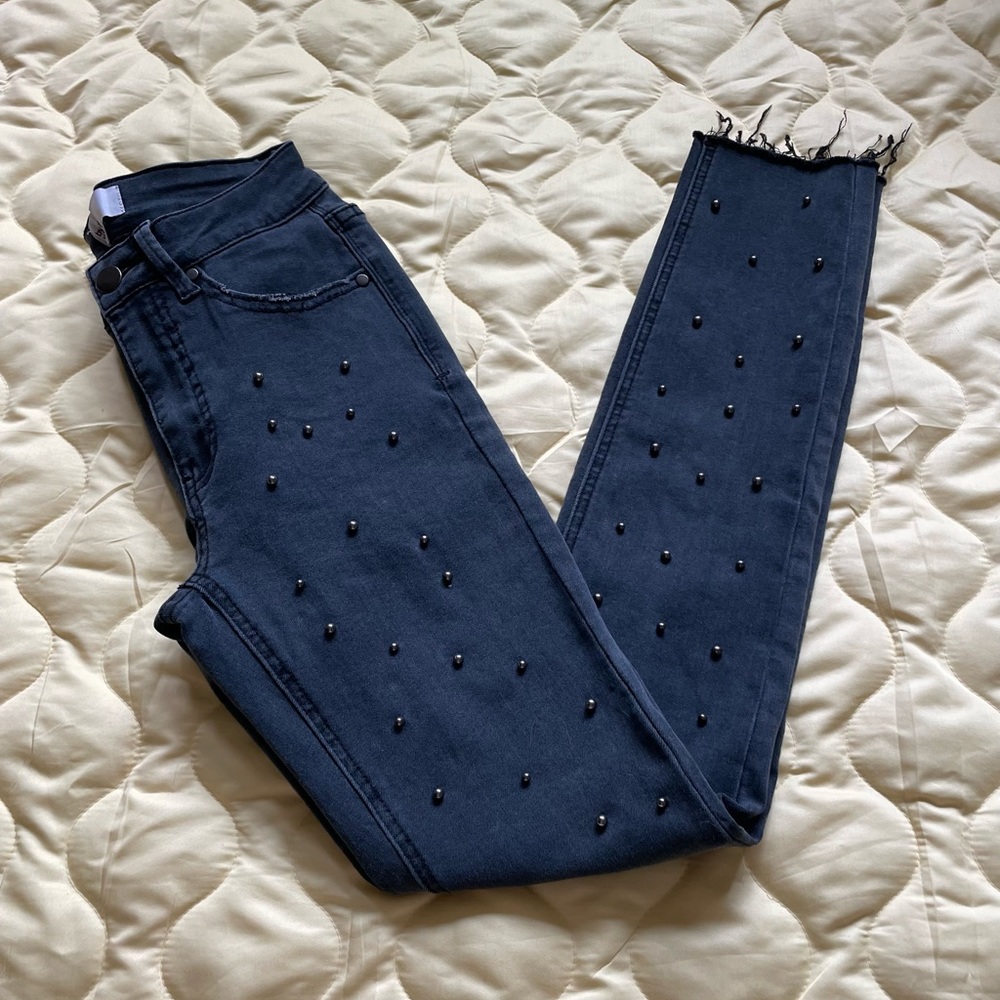 BY THE WAY. womens dark grey beaded jeans size 23